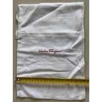 ราคา ถุงผ้า salvatore ferragamo แท้ 100 % ยังไม่ผ่านการใช้งาน หายาก เป็นผ้ากันฝุ่น เหมาะสำหรับ เก็บของมีค่า (27718500929)