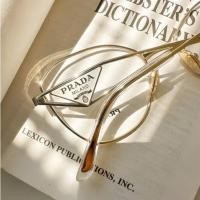 ราคา แว่นกันแดด Prada รหัส 57ys รุ่นโลหะ ขาแว่นแบบTriangle Symbol ของแท้ รับประกันศูนย์ไทย2ปี พร้อมอุปกรณ์ครบset (22260778158)