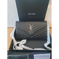 ราคา NEW YSL WOC 9" ของใหม่ แท้100% หาของขวัญมาจัดนะค่า (12659892609)