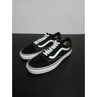 ราคา vans old skool มือสองของแท้100% (7148426613)