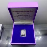 ราคา พระพุทธชินราช พิมพ์สี่เหลี่ยม รุ่นเฉลิมพระเกียรติ หลัง ส.ธ. เนื้อเงิน 99.99% มูลนิธิสิรินธรราชวิทยาลัย สร้าง พุทธาภิเษก (29872779261)