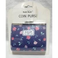 ราคา กระเป๋าใส่เหรียญ ใส่เศษสตางค์ Coin Purse (แบรนด์ MOSHI MOSHI) ลายดอกพื้นสีน้ำเงิน (7492064143)