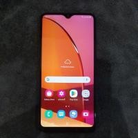 ราคา มือถือมือสอง samsung a20s สีเขียว สภาพดี (22352217881)