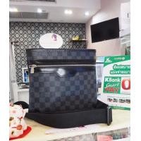 ราคา กระเป๋าหลุยส์ Louis Vuitton LV Thomas Graphite PM สภาพสวยมาก (1010905471)