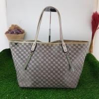 ราคา กระเป๋า sisley ทรงสะพายข้างมือสอง (950670694)