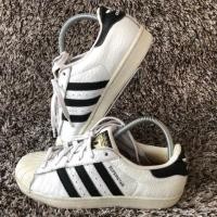 ราคา รองเท้ามือสองของแท้ 100% adidas superstar ไซส์ 39 ปี 15 made Indonesia สภาพดีมาก (1882981050)