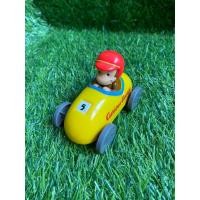 ราคา โมเดลรถแข่ง Curious George (22979044042)