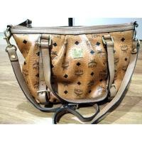 ราคา กระเป๋าสะพาย MCM แท้100% (1373455299)