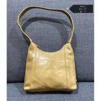 ราคา กระเป๋าคล้องไหล่ nine west มือสองของแท้ (9996011202)