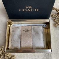 ราคา Coach คล้องมือ S ซิปเดียว แท้ (7237749363)