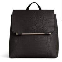 ราคา กระเป๋าสะพาย กระเป๋าเป้ หนัง ลายหนังจระเข้ สีดำ Primark มือ1 (5532895630)