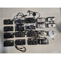 ราคา กล้องฟิล์ม ตั้งโชว์ เป็น prop ทำอะไหล่ 19 ตัว (25515023637)