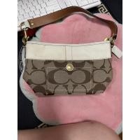 ราคา กระเป๋าคล้องไหล่(พอช)coachแท้ (23319676636)