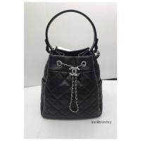 ราคา New Chanel Drawstring Holo28 Full Set Small 136,900- Medium138,900- (6102947167)