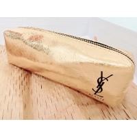 ราคา YSL Mini Make UP Pouch - กระเป๋าหนังสีทอง อะไหล่ทอง *ของแท้จากเคาน์เตอร์เครื่องสำอางค์ไทย (12085962098)