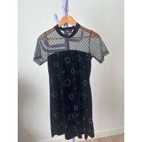 ราคา ชุดเดรส กำมะหยี่ มือสอง (27921199003)