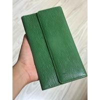 ราคา กระเป๋าเงินใบยาว LV ลายไม้สีเขียว (22590045486)