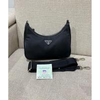 ราคา Prada Re-edition 2005 ผ้าไนล่อนสีดำ ของแท้% ไม่แท้ยินดีคืนเงินเต็มจำนวน ⭐️ พร้อมส่งค่ะ ⭐️ (23488181513)