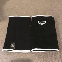 ราคา สนับเข่า grand sport สีดำ มือสอง สภาพดี ใส่ครั้งเดียว (2332200585)