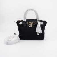 ราคา Michael kors hamilton nylon messenger สีดำ มือ 2 สภาพมือ 1 เก่าเก็บ ไม่เคยใช้งาน อุปกรณ์ครบ (7854973210)