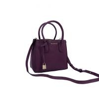 ราคา [กระเป๋ามือสอง] MICHAEL KORS ของแท้! cross body! หนังวัวแท้ 9นิ้ว สีม่วง กระเป๋าสภาพดี กระเป๋าสะพายข้าง กระเป๋าถือ (19220121474)