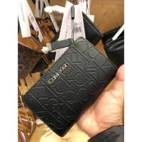 ราคา **BRAND NEW** กระเป๋าสตางค์ Calvin klein short wallet สีดำ #black (8231607295)