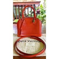 ราคา lv alma bb หนัง สีส้ม สภาพดีมาก ไม่มีตำหนิ มือสอง Louis Vuitton used 2013 แท้ (22249093041)