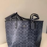 ราคา COACH f58293 REVERSIBLE CITY TOTE IN DENIM SIGNATURE - DENIM (7332397451)