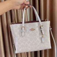ราคา [used ]กระเป๋า COACH MOLLI TOTE 25” สีขาว (มือสองของแม่ค้าเอง) ของแท้ 1000% (24281472949)