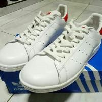 ราคา adidas stan smithของแท้!! มือสอง (677388898)