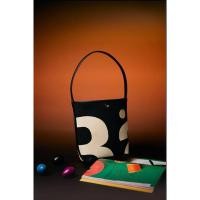 ราคา ของพร้อมส่งแท้100% ไม่แกะกล่อง Rally The Bag Black - กระเป๋าทรง Bucket ทอลายโลโก้ (25269189175)