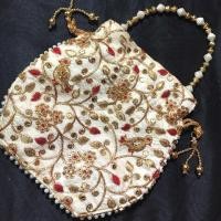 ราคา กระเป๋าปักลายจากอินเดีย กระเป๋าอินเดีย handmade in India (1760294787)