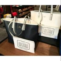 ราคา COACH F36609 REVERSIBLE CITY TOTE IN COATED CANVAS (889913790)