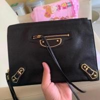 ราคา Balenciaga clutch metallic edge (7313571511)