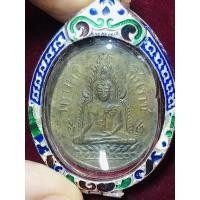 ราคา พระพุทธชินราช วัดพระศรีรัตนมหาธาตุ จังหวัดพิษณุโบก เหรียญปี 2469 พิมพ์หลังอกเลาเนื้อเปียกทองคำ เลี่ยมกรอบไมครอนพร้อมใช้ (17425072027)