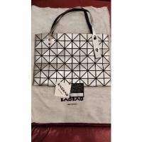 ราคา กระเป๋าสะพายBao Bao(ของแท้มือ2 สภาพสวย) (10922794236)