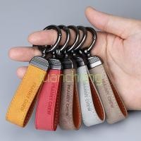 ราคา พวงกุญแจรถยนต์ สายหนังวัวแท้ ทรงสี่เหลี่ยม หรูหรา สไตล์วินเทจ แฟชั่นคลาสสิก สําหรับผู้ชาย และผู้หญิง (22505696625)