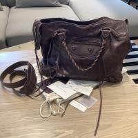 ราคา [CO210600263] Balenciaga / Classis City Velo (14204197314)
