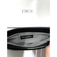 ราคา กระเป๋าใส่เครื่องสำอางค์ Dior New Look Pouch Limited Edition (มีรอยบุบ รอยยับ) แท้ (15748892777)