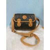 ราคา HUNTING WORLD ของแท้ กระเป๋ามือสอง 2handbag แบรนด์เนมมือสอง (15437492223)