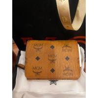 ราคา NEwกระเป๋าตังค์MCMแท้（エムシーエム） (25066682518)