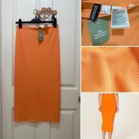 ราคา H&M size s เอวยืดได้ กระโปรงทรงตรงสีส้ม (26816847520)