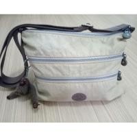 ราคา กระเป๋า Kipling ของแท้100% สภาพดี มือสอง (517465103)