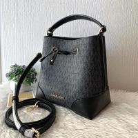 ราคา [[พร้อมส่งแท้%]] MICHAEL KORS MERCER GALLERY SMALL LOGO CROSSBODY BAG (19670710364)