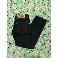 ราคา กางเกงยีนส์แฟชั่น ผู้ชาย ผู้หญิง ริมแดง ผ้าดิบ รุ่นท็อป ป้ายขาว กระดุมเงิน งานเข้าใหม่ สียีนส์ งานกระดุม ยอดฮิต งานดี รั (24450000466)