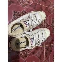 ราคา converseสีขาว ของแท้ มือสอง ข้อสั้น (10115542396)