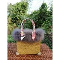 ราคา เพ้นท์ชื่อฟรีกระเป๋าสาน ตกแต่งเฟอร์ขนมิ้งฟูๆงานน่ารัก ขนาด9*8นิ้ว (16546806022)