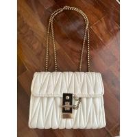 ราคา กระเป๋าถือ กระเป๋าสะพายข้าง ออกงาน หนังPU สีขาว มือสอง (16296224852)