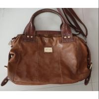 ราคา กระเป๋าหนังแท้ งานแบรนด์ 'ANNE KLEIN' ปั๊มลายทุกจุด ไม่มีตำหนิ สภาพ99% (7140812440)