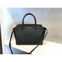 ราคา (ของแท้ 100%**)กระเป๋าสะพาย Michael Kors Selma Medium Satchel Saffiano Leather Bag สี Black ของแท้นำเข้าจาก USA (3208792257)